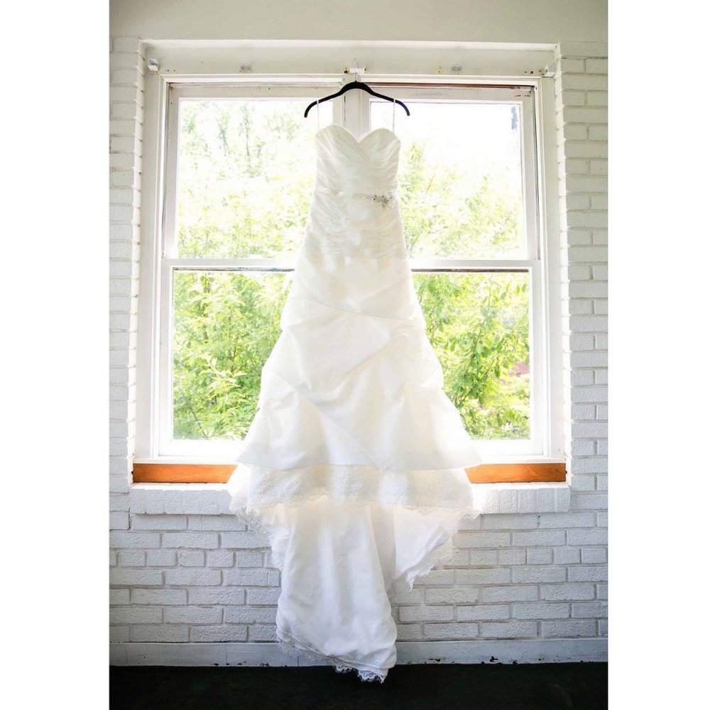 Wedding Dress - Couture Collection - Slim Size 8